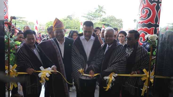 Wagub Musa Rajekshah Resmikan Perpustakaan Raja Naga Jambe di Kabupaten Dairi
