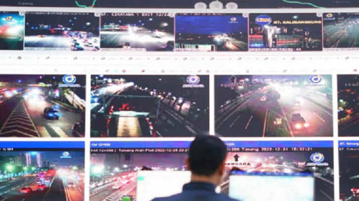 Gibran Rakabuming Tinjau Arus Balik Lebaran 2025 Lewat CCTV di Command Center: Begini Pesannya ke Jasa Marga