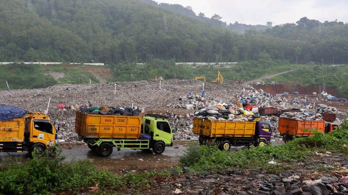 Bandung Tercekik Lonjakan Sampah Saat Libur Panjang, Farhan Desak Status Darurat