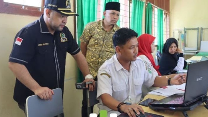 Komisi IV DPRD Kaltim Lakukan Monitoring Pelaksanaan PPDB 2023 di SMAN 2 Tenggarong
