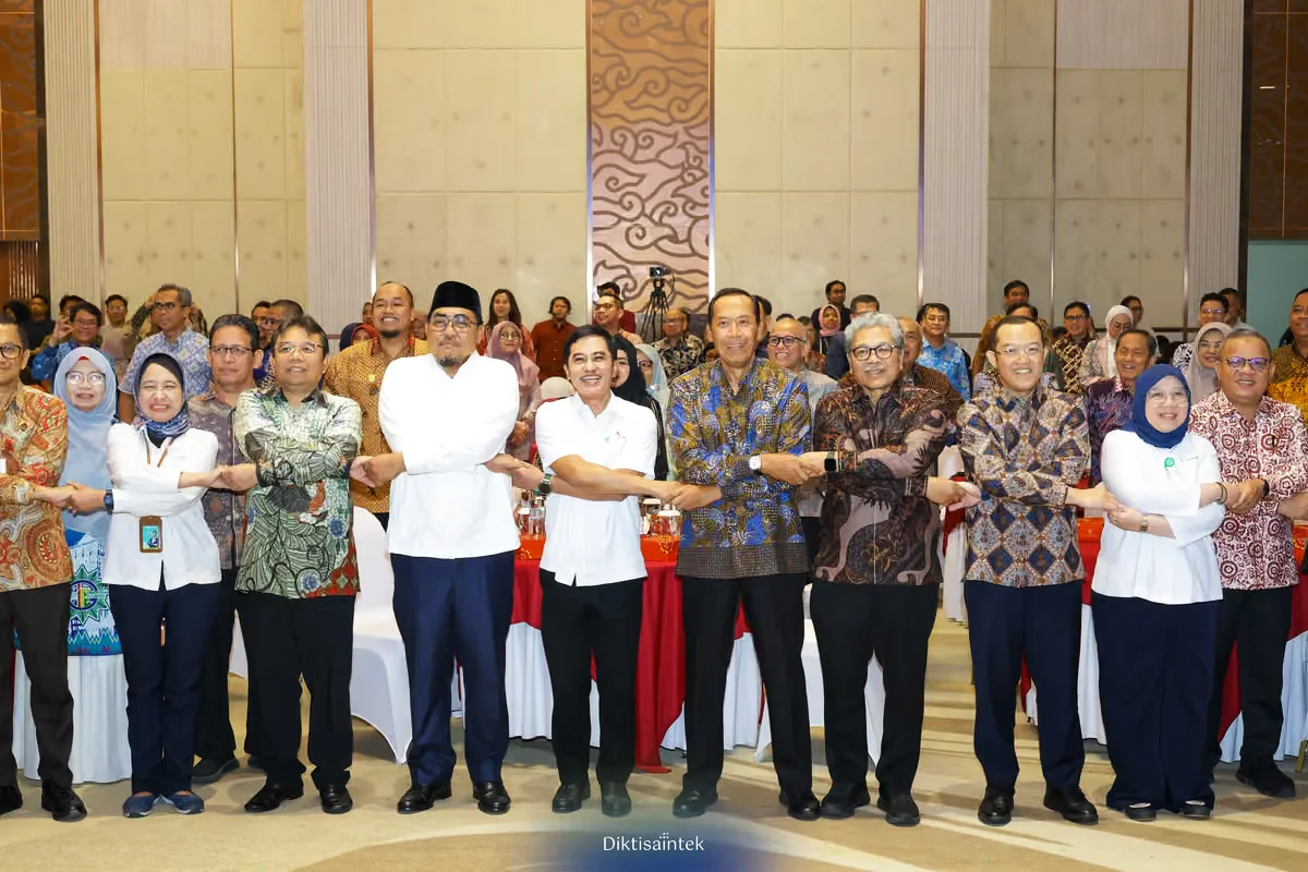 Kemendiktisaintek dan Kemenkes memperkuat kolaborasi untuk memperluas akses pendidikan dokter spesialis dan pemerataan tenaga medis. (Foto: kemdiktisaintek.go.id)