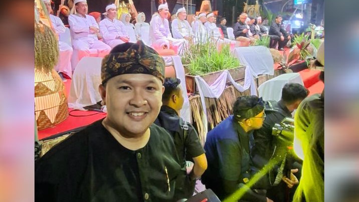 Hendra Wijaya Terharu Lihat KDM dan Bupati Aep Naik Kuda di Kirab Binokasih: Karawang Tak Kehilangan Jati Diri