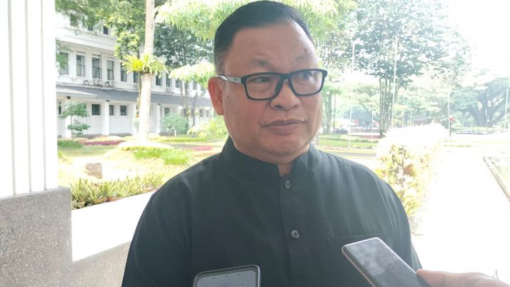 Konvoi Persib Sisakan Pecahan Botol Miras, DLH Kota Bandung: Bahaya dan Sulit Dibersihkan