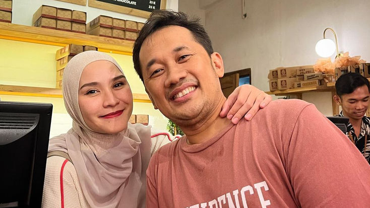 Tips Langgeng Berumah Tangga ala Zaskia Adya Mecca dan Hanung Bramantyo