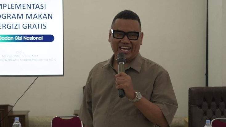 Korban Hoaks atau Korban Politik? Publik Curiga Ada Udang di Balik Putusan Uya Kuya