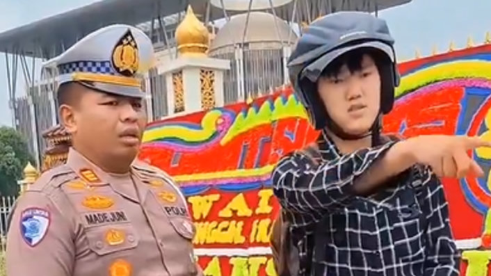 Komentar Akun Diduga Korban Kecelakaan yang Sebut Kasat Lantas Polresta Pekanbaru AKP I Made Juni Artawan Pencitraan Mendadak Dihapus