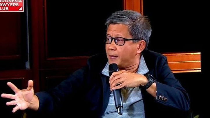 Rocky Gerung Prediksi Jokowi dan Prabowo Tak Lama Lagi Bersimpang Jalan Gara-gara 2 Program Ini