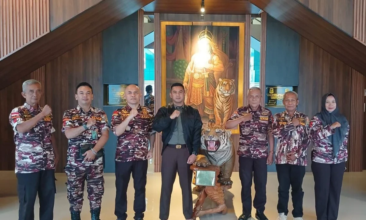 KB FKPPI Kabupaten Karawang menargetkan penguatan struktur organisasi sekaligus peningkatan kegiatan sosial yang dilaksanakan melalui kolaborasi dengan TNI-Polri. (Rohendi/POJOKSATU.id)