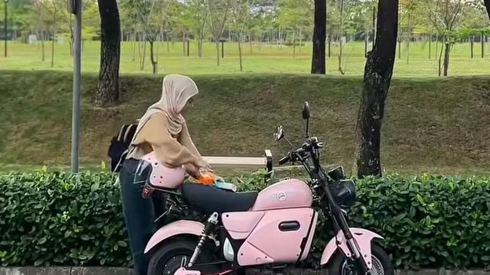 Lucu dan Praktis! Motor Listrik dari Goda Indonesia Ini Bisa Tempuh 65 Km, Cocok Buat Wanita