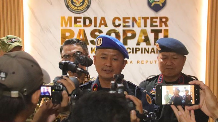 Razia Blok Hunian, Lapas Cipinang Serahkan Barang Bukti ke Bareskrim Polri