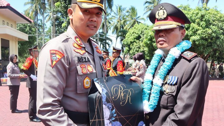 Beri Penghargaan, Kapolres Madina Tegaskan Semangat untuk Berdedikasi
