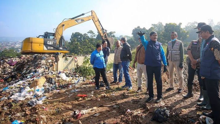 Pemkot Bandung Pastikan Operasional TPA Cicabe Hanya Sementara