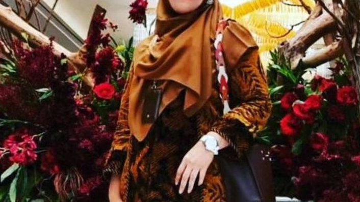 Ike Risnawati, Manager dengan Seribu Pengalaman