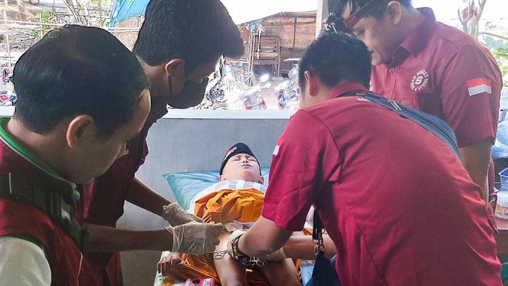Kiai Muda Ganjar Adakan Khitanan Massal di Kabupaten Ngawi