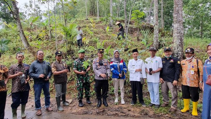 Pertamina Kolaborasi Program Arboretum “The Gallery of Sukapura” di Tasikmalaya