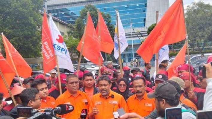 Alarm Bahaya PHK Massal di Jawa! 9 Ribu Pekerja Terancam, Industri Mulai Goyang