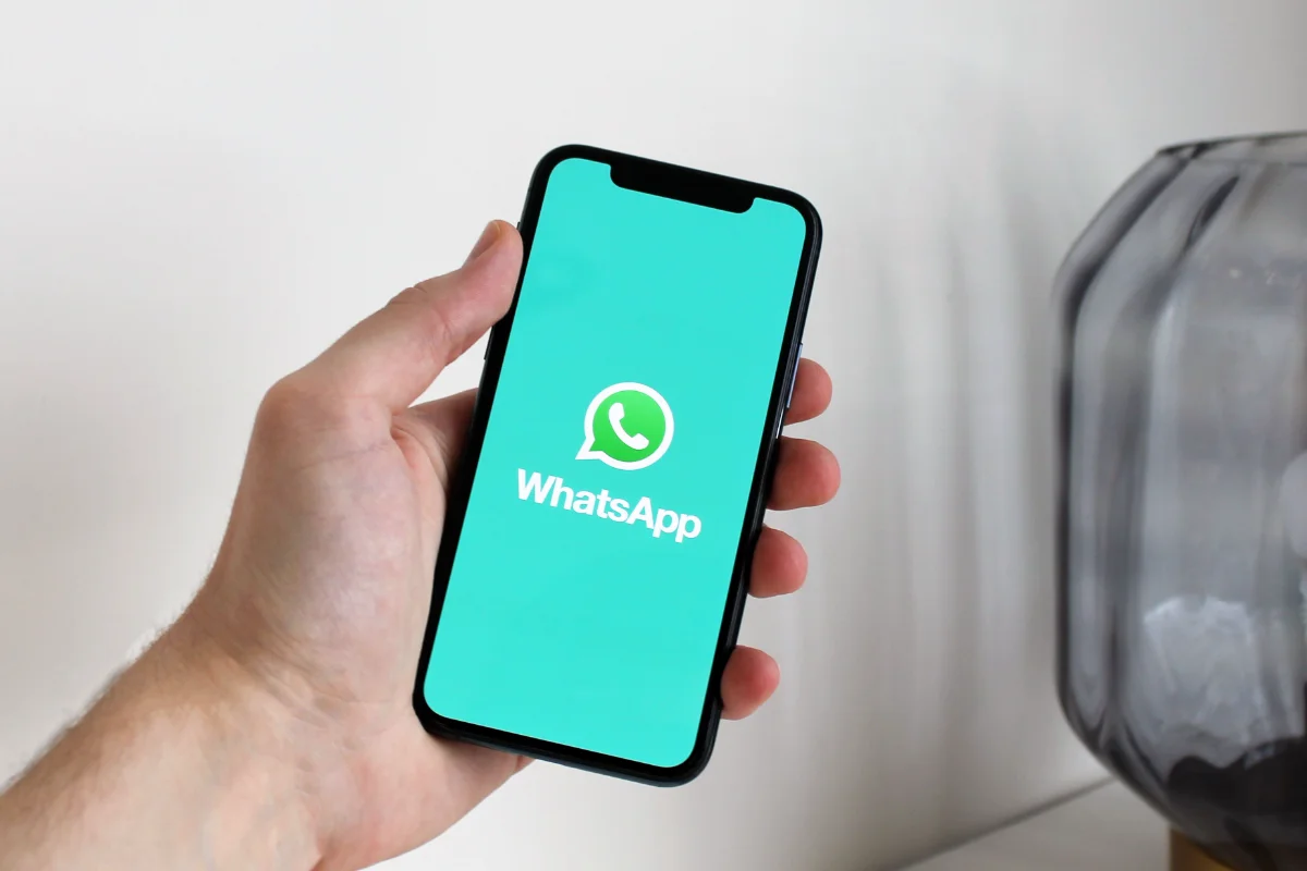 Fitur baru jadwalkan pesan di WhatsApp Iphone. Sumber gambar: Anton di Pexels