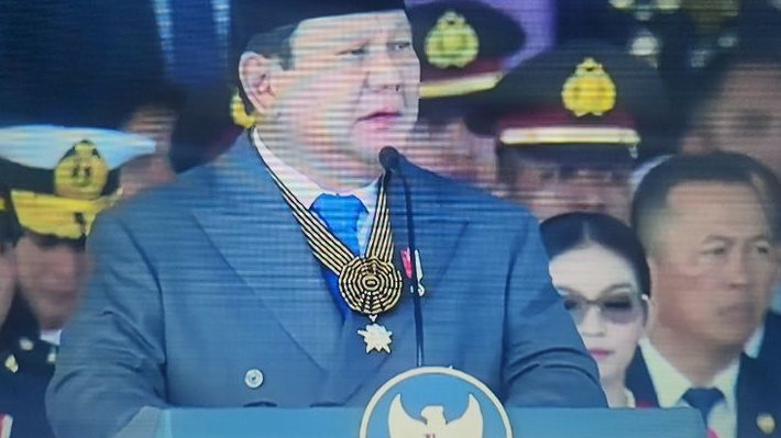 Presiden Prabowo  Subianto Hadiri Upacara Hari Bhayangkara ke-79 di Monas
