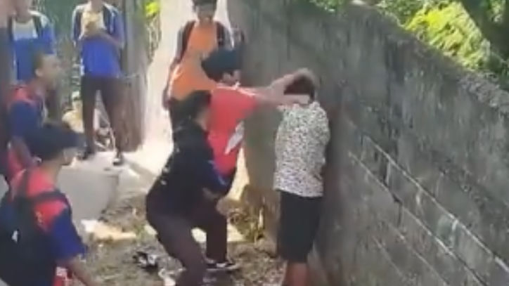 Viral Siswa Kelas 7 SMPN 3 Doko Blitar Jadi Korban Bullying Kakak Kelas saat MPLS