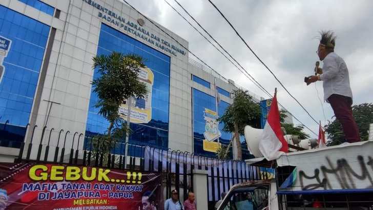 Demo di Depan ART/BPN, AHY Didesak Segera Tuntaskan Mafia Tanah di Papua