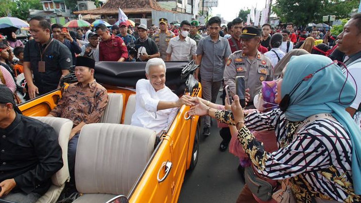 Ganjar: Banyumas Culture Carnival-Bursa KUKM 2023 Mampu Bangkitkan Perekonomian Warga