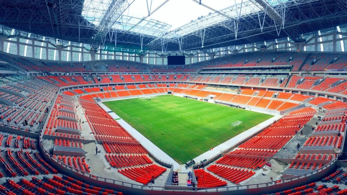 Rumput stadion JIS akan diperbaiki usai dikeluhkan pemain Persija.