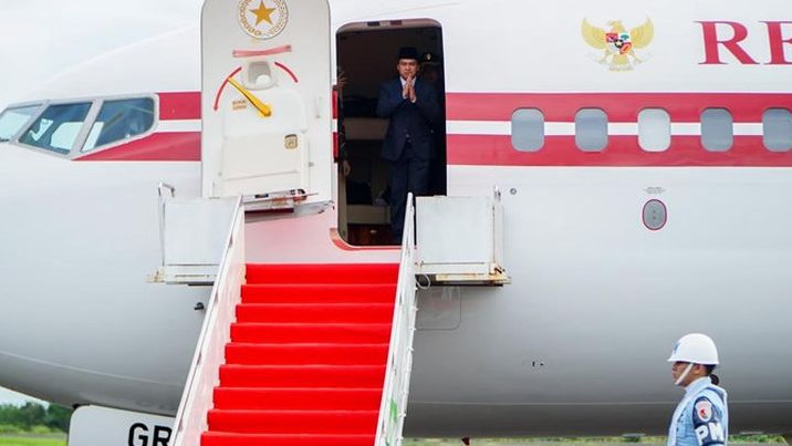 Aspri Trending di X Usai Prabowo Jemput Agung Surahman Pakai Pesawat Presiden ke Bengkulu