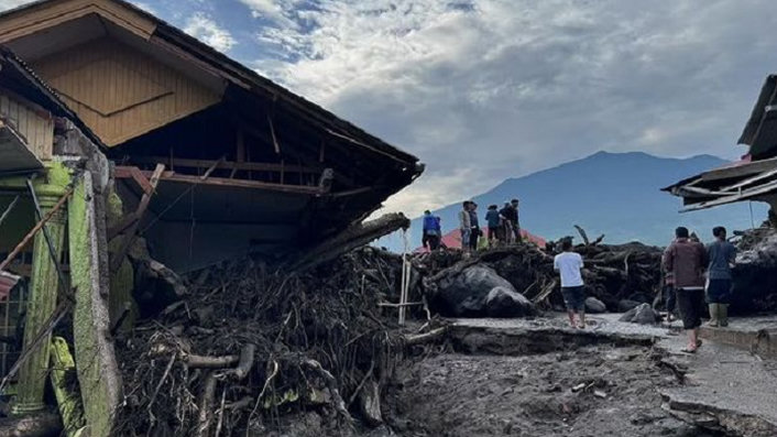 Banjir Bandang Sumatera Barat: Ratusan Rumah Alami Kerusakan, 41 Orang Lebih Tewas