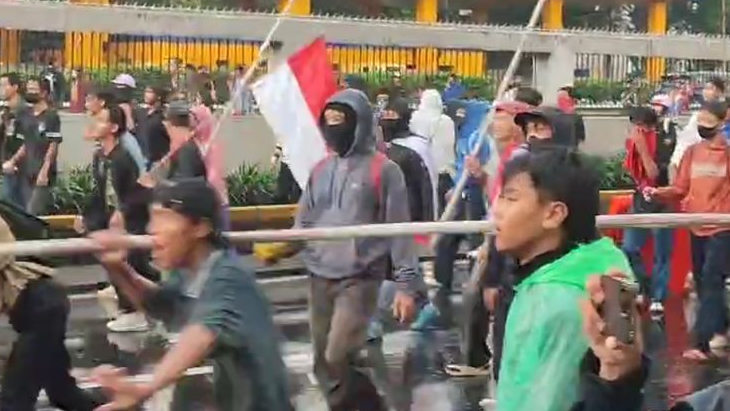 Siswa SMKN 14 Tangerang Tewas Saat Ikut Demo Ricuh di DPR, KPAI Minta Polisi Transparan