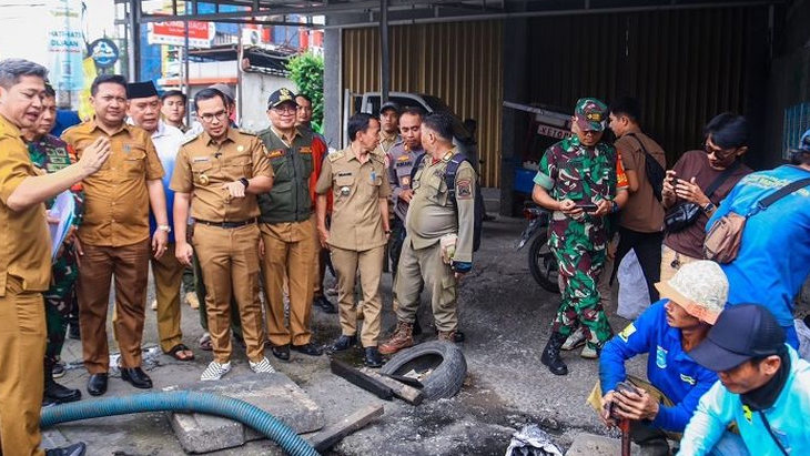 2 Tahun Selalu Tergenang Comberan, Pemkot Tangsel Janji Perbaiki Drainase Ceger Bulan Ini