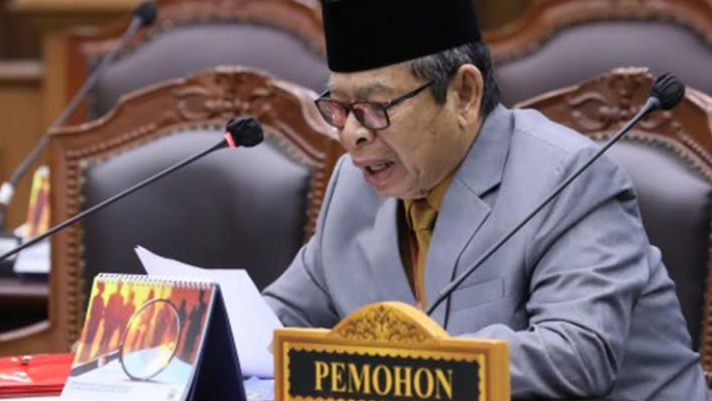 Suarakan Nasib Ribuan Profesor Indonesia, Prof Havidz Menangis di Sidang MK, Ajukan Uji Materi Pengabdian Dosen