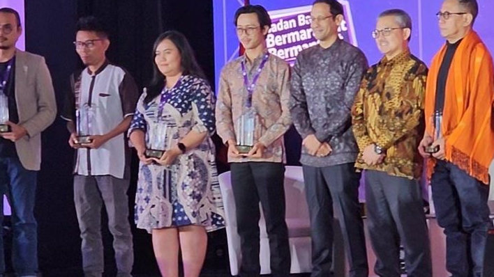 Anugerah Hoesein Djajadiningrat 2023: Ebiet G. Ade, Benyamin Sueb  dan Menlu Retno Menangkan Kategori Ini