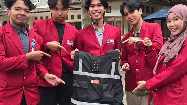 Rompi Netravest dari UPI Bandung Bantu Difabel Netra Hindari Rintangan, Kenali Uang Rupiah