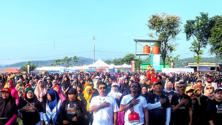 3.000 Warga Ungaran Ikuti Jalan Sehat dari Ganjaran Buruh