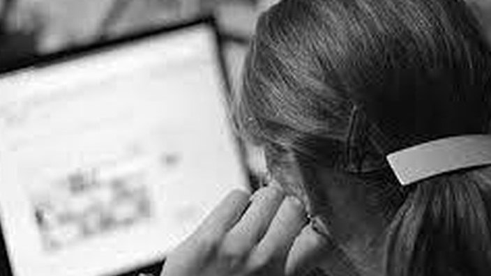 Perempuan Berperan Penting dalam Penggunaan Teknologi dalam Keluarga