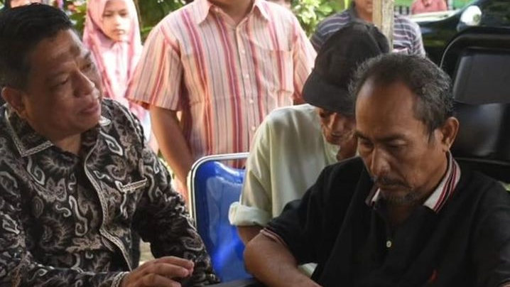 Momentum HUT ke-106 Tebing Tinggi, Pemko Berikan Bantuan Kursi Roda dan Alat Bantu Dengar