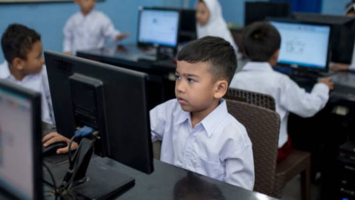Dilema Adopsi Kecerdasan Buatan atau AI antara Solusi Administrasi dan Risiko Plagiarisme!