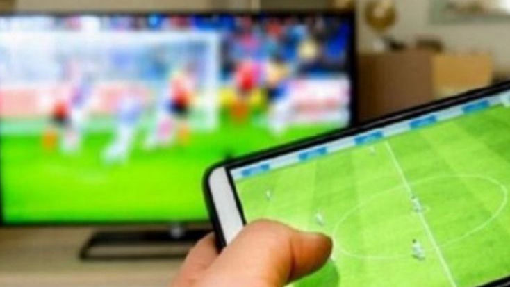 Jadwal Siaran Langsung Bola Hari Ini 3 Mei: Singapura vs Vietnam, Juve vs lecce, City vs West Ham
