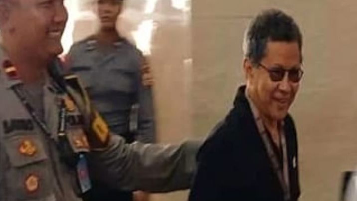 Dikawal Ketat Bak Penjahat, Rocky Gerung Kembali Diperiksa Bareskrim Polri