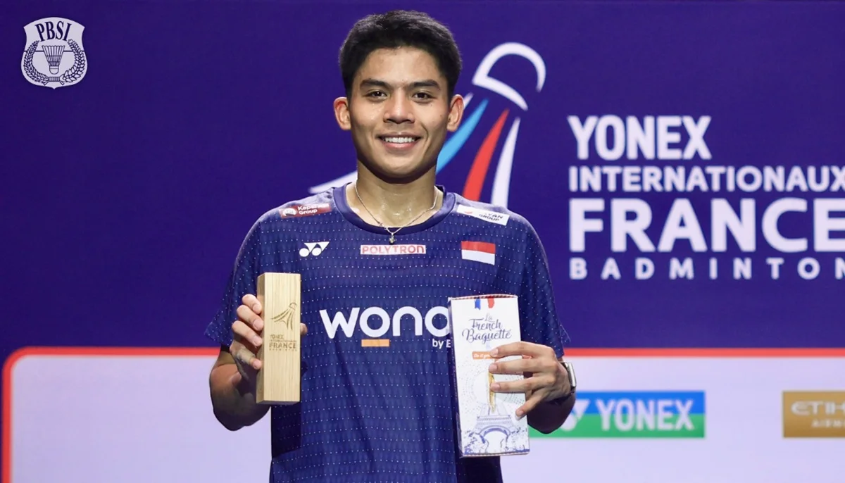 Moh Zaki Ubaidillah mengantongi hadiah setengah miliar rupiah lebih sebagai runner up French Open 2026.