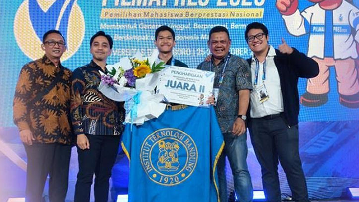 Albert Lukas Pithel Hasugian Raih Juara II Mahasiswa Berprestasi Nasional 2025
