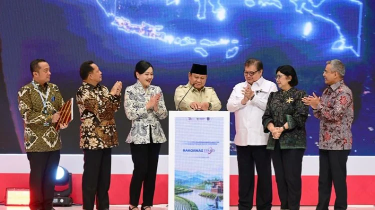 Presiden Prabowo Subianto meluncurkan Dewan Nasional Kesejahteraan Keuangan dan menargetkan penyaluran kredit rakyat Rp400 triliun pada 2027.