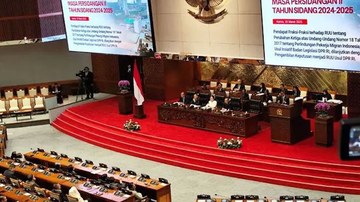 DPR Sahkan Revisi UU TNI, Tambahan Tugas Ancaman Siber dan Penyelamatan Warga, Ada Perpanjangan BATAS USIA PENSIUN, Prajurit Aktif Bisa Jabatan Lain