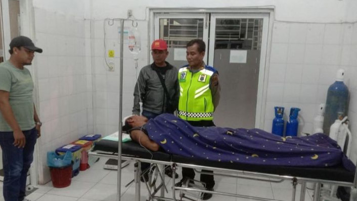 Kasihan, Pria Medan ini Tersambar Kereta Api