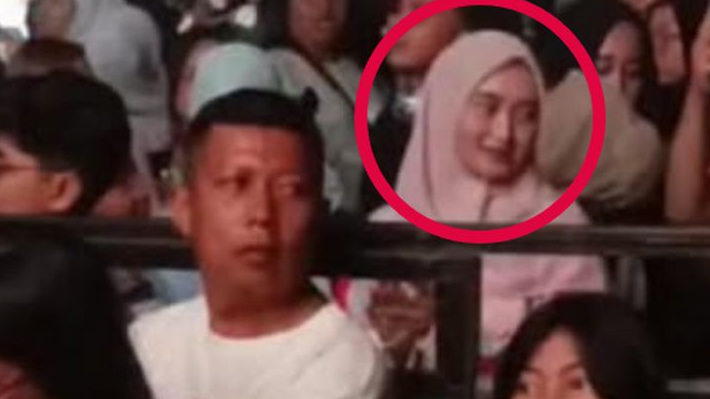 Wakil Gubernur Lampung, Jihan Nurlela, Asyik Joget di Konser KLF Music Tanpa Pengawalan!