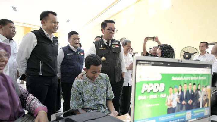Gubernur Ridwan Kamil Tinjau Pelaksanaan PPDB di Majalengka