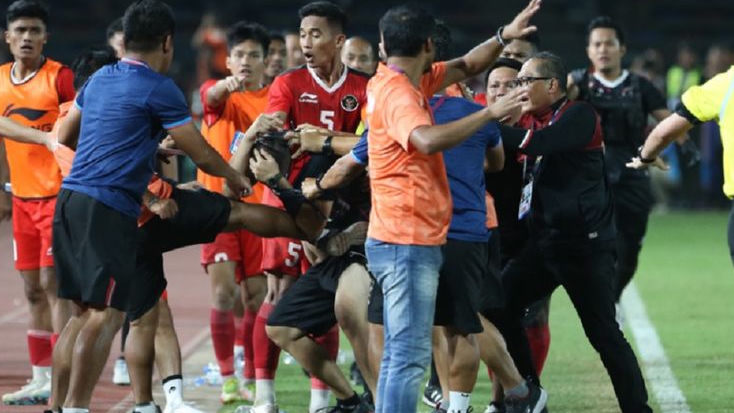 Media-media Top Dunia Beritakan Drama Laga Indonesia vs Thailand, Pertandingan Kacau