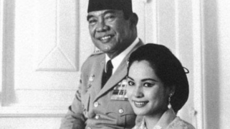 Sempat Dilamar 3 miliarder Amerika dan Filipina, Ini Alasan Ratna Sari Dewi Lebih Pilih Soekarno