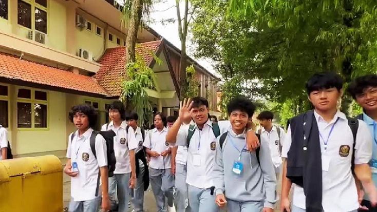 Sejumlah Sekolah Elite Ini Justru Izinkan Siswanya Gondrong, Ada yang Jadi Tradisi Sejak 1965, Masih Bertahan Hingga Kini