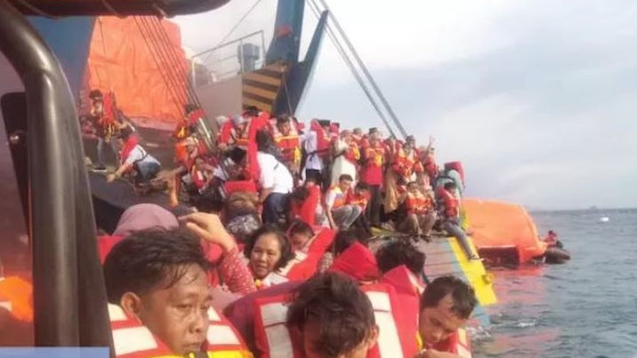 Kronologi Kapal Feri KMP Royce 1 Terbakar di Selat Sunda, Proses Evakuasi Penumpang Mencekam